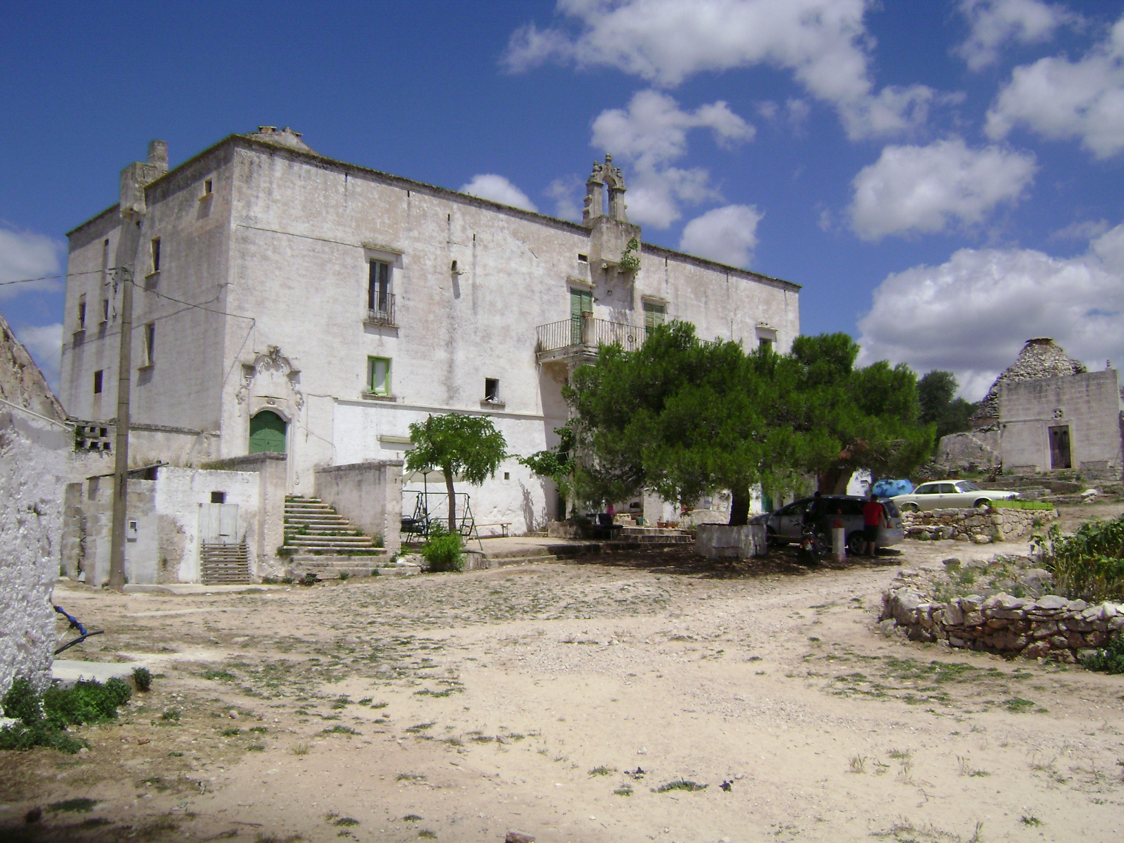 CRISPIANO (TA) - Masseria Valente autogestita